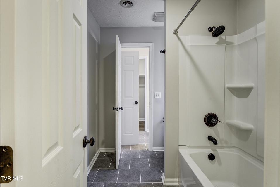 Photo #29: 121 Saint James Place