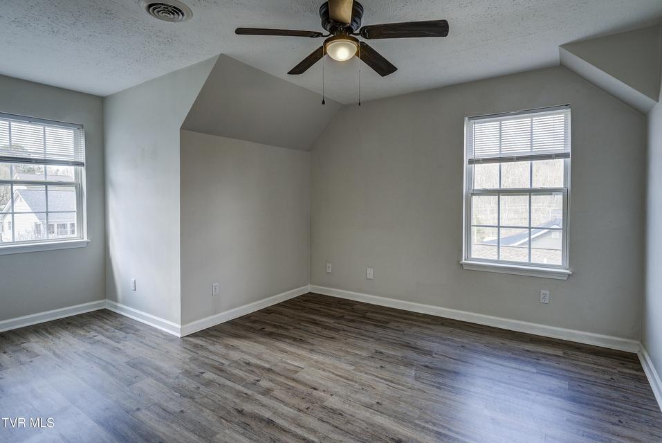 Photo #30: 121 Saint James Place