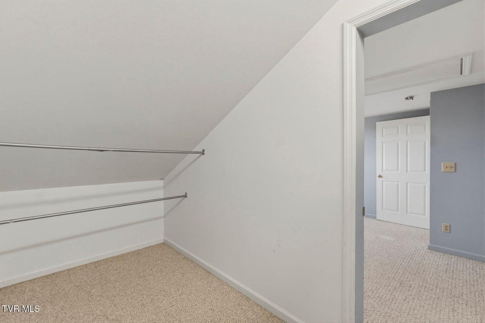 Photo #36: 449 Chuckey Overlook 