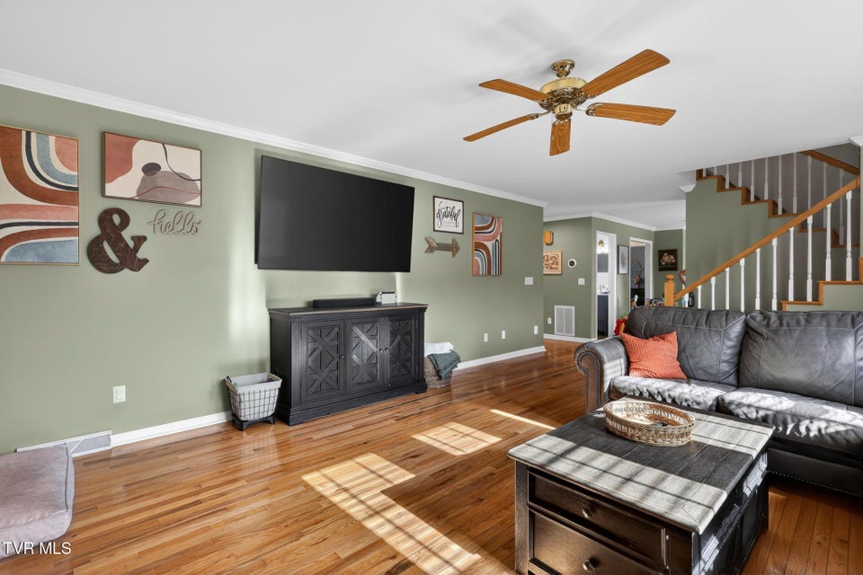 Photo #7: 105 Meadow Court