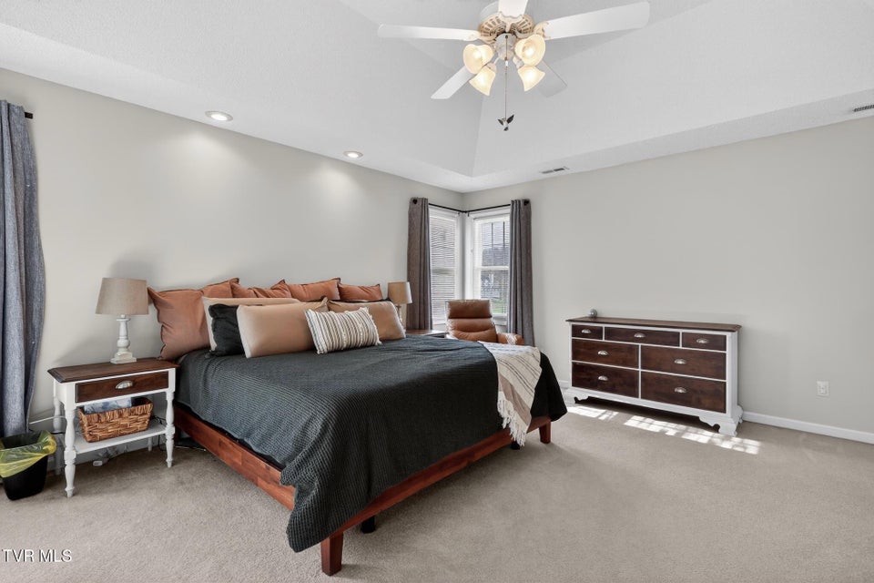 Photo #19: 105 Meadow Court