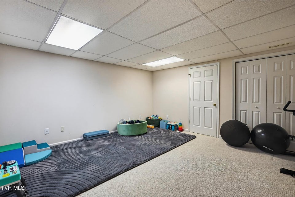 Photo #32: 105 Meadow Court