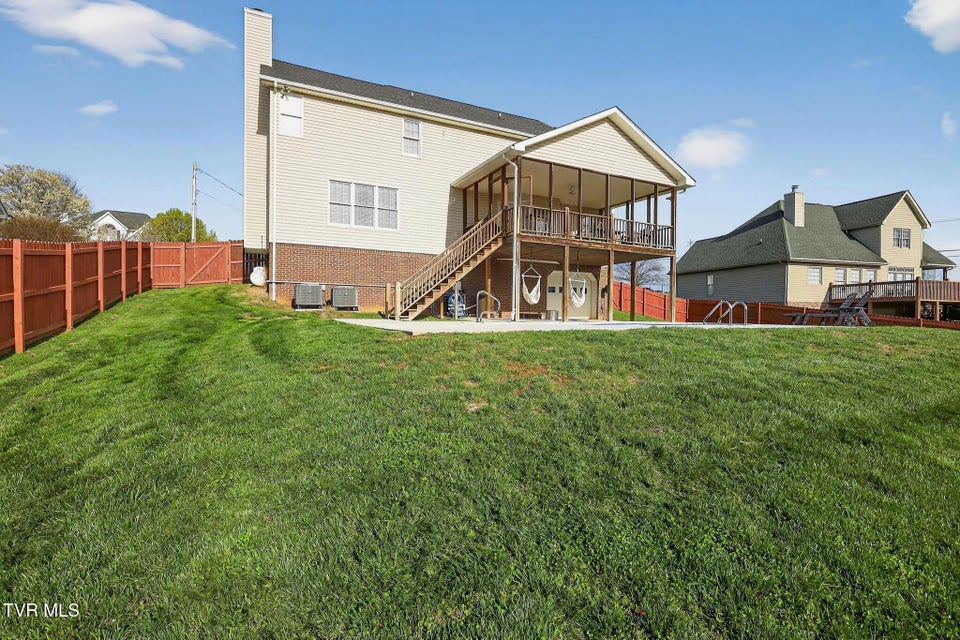 Photo #36: 105 Meadow Court