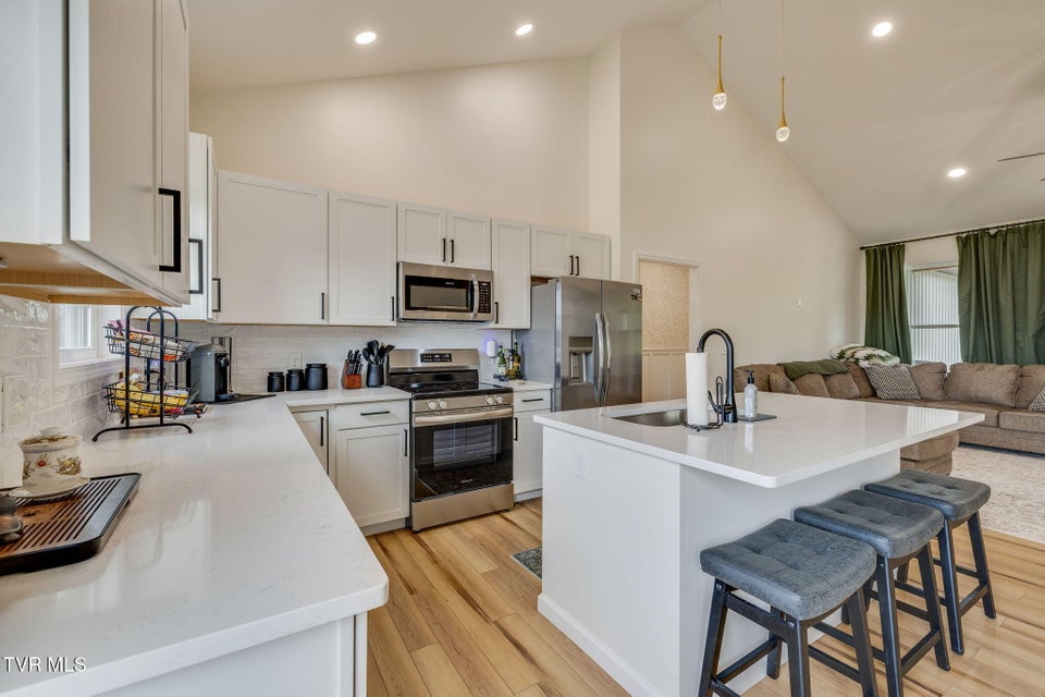 Photo #34: 284 Old Charity Hill Road