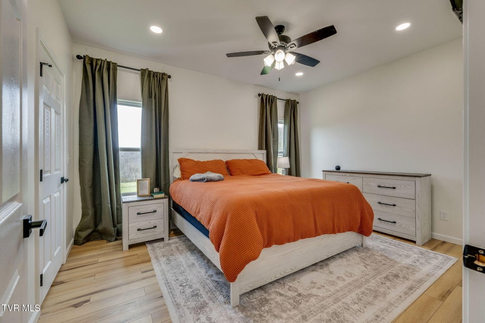 Photo #36: 284 Old Charity Hill Road