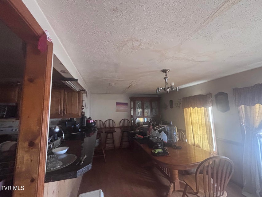 Photo #3: 27282 Lee Highway