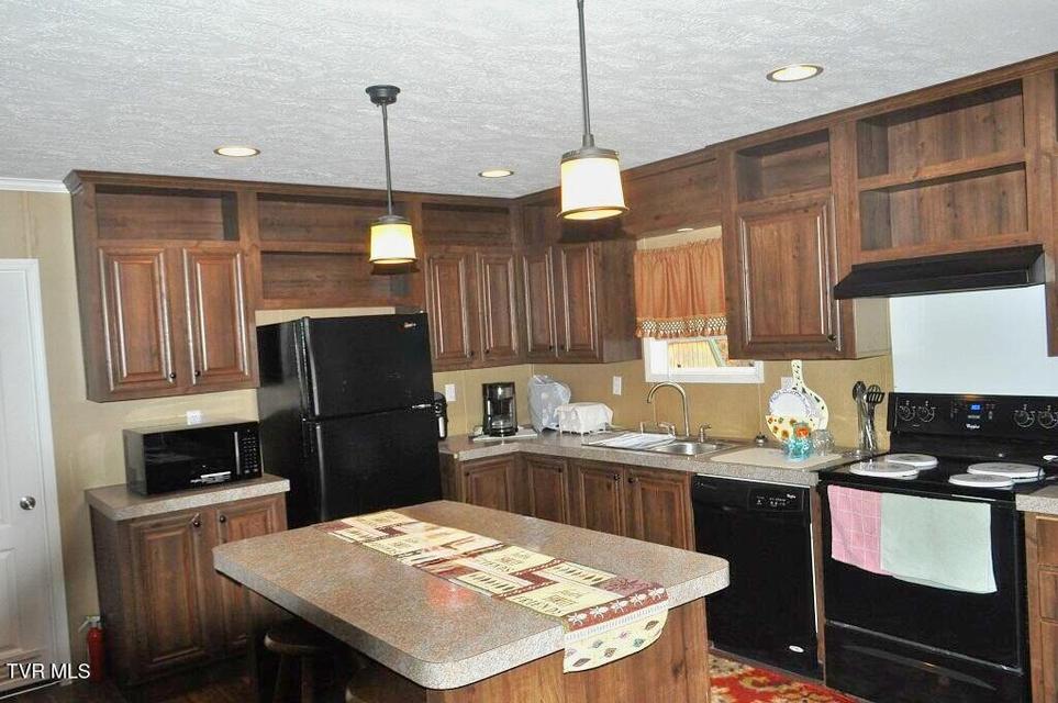 Photo #5: 6004 Powell River Rd. Road