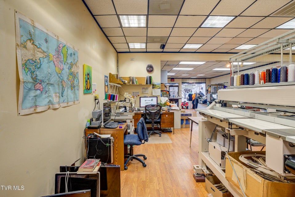 Photo #14: 140 Market Street