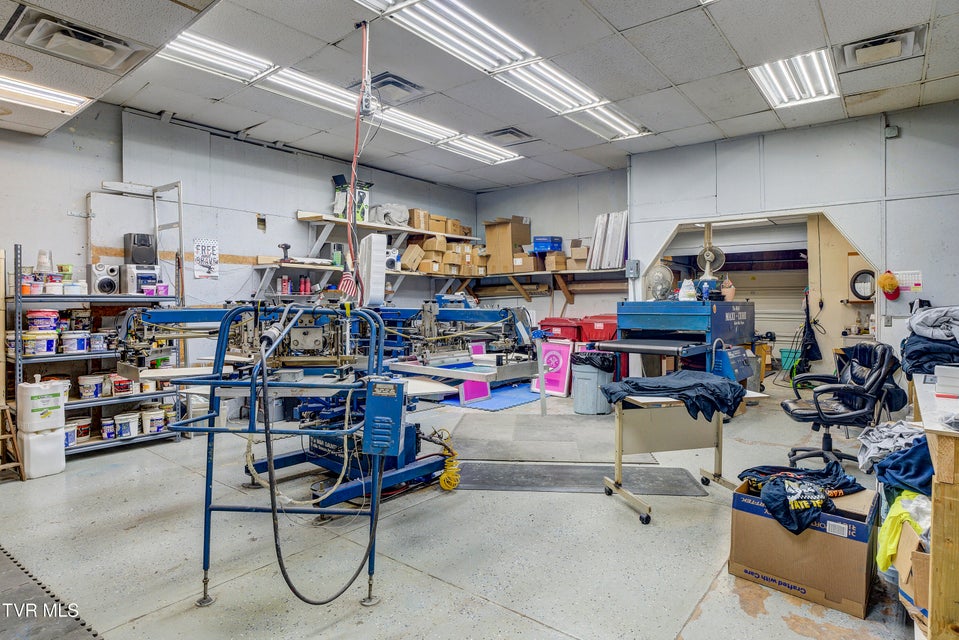 Photo #15: 140 Market Street