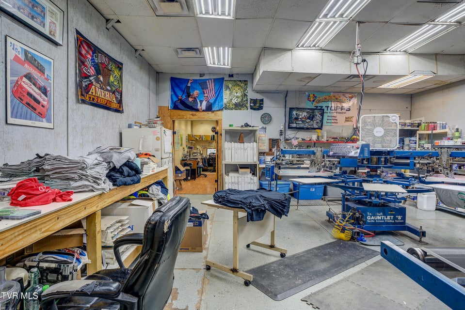 Photo #17: 140 Market Street