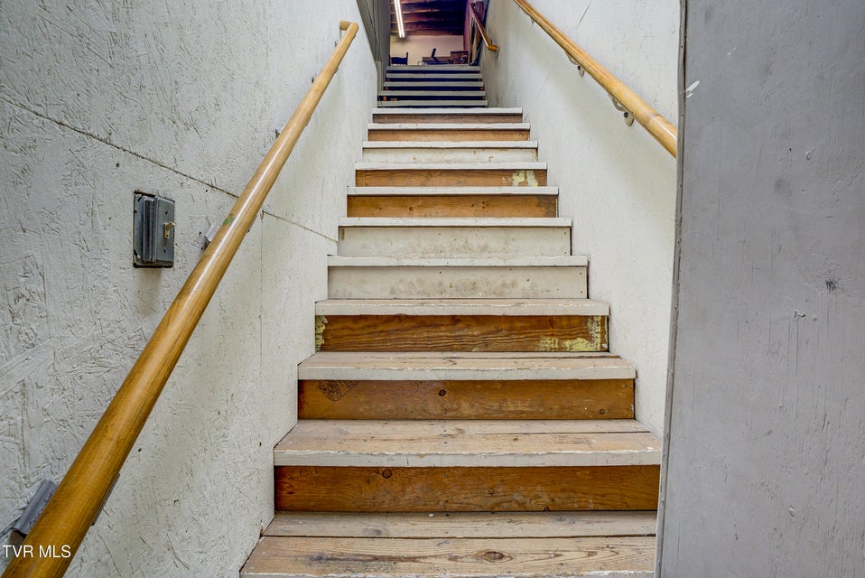 Photo #20: 140 Market Street