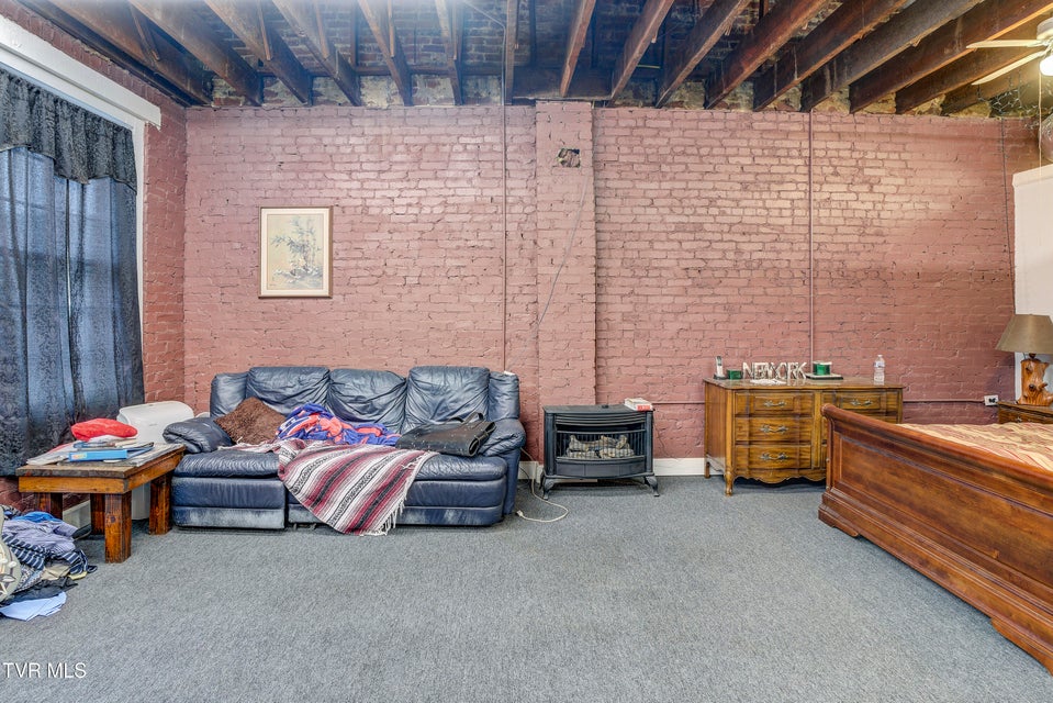 Photo #33: 140 Market Street