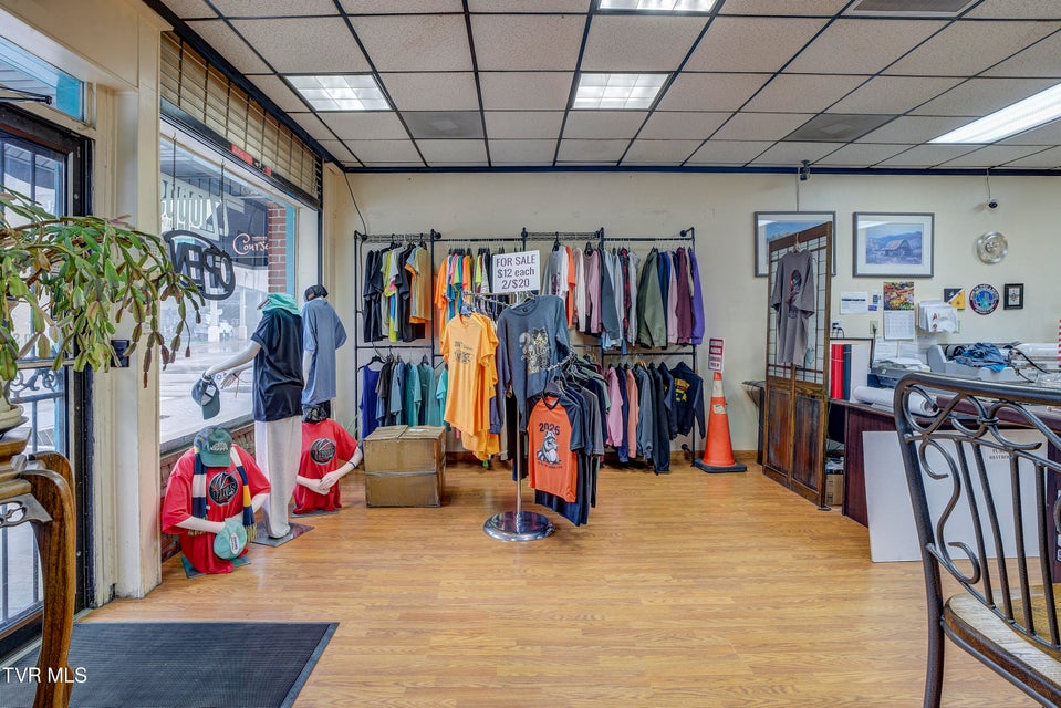 Photo #39: 140 Market Street