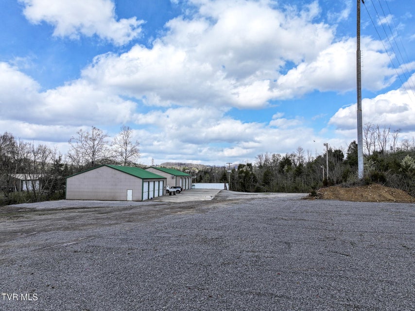 Photo #4: 401 Tilthammer Drive