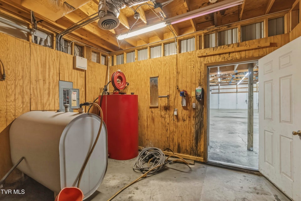 Photo #26: 401 Tilthammer Drive