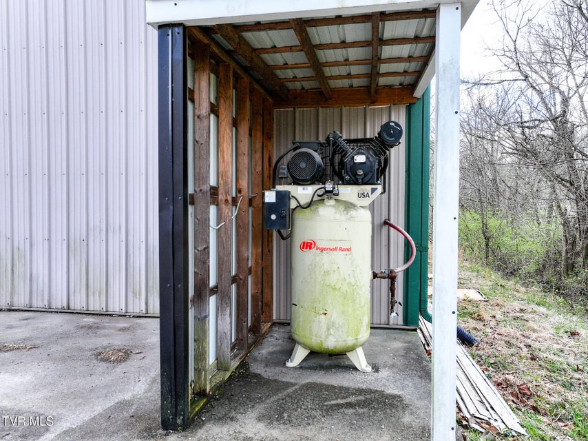 Photo #46: 401 Tilthammer Drive