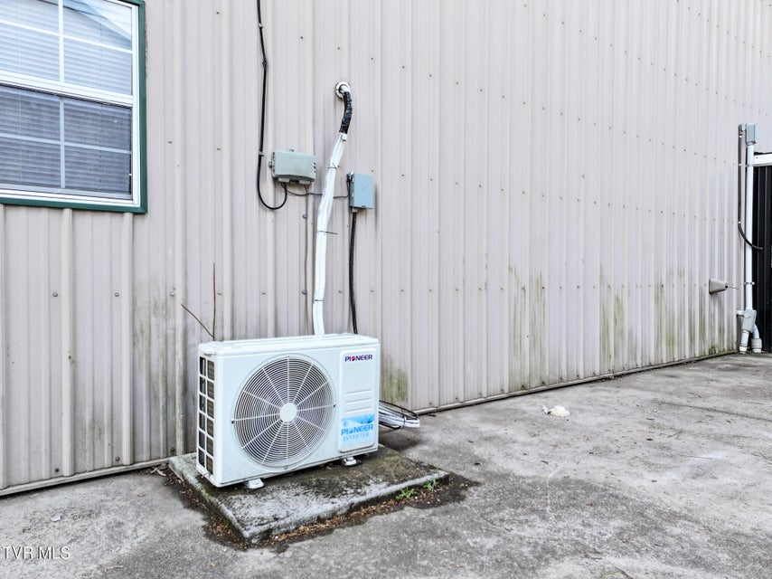 Photo #50: 401 Tilthammer Drive