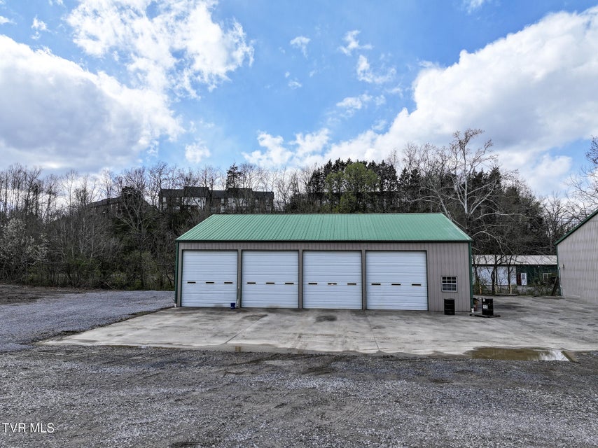 Photo #54: 401 Tilthammer Drive