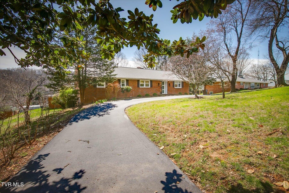 Photo #3: 4525 Chickasaw Road