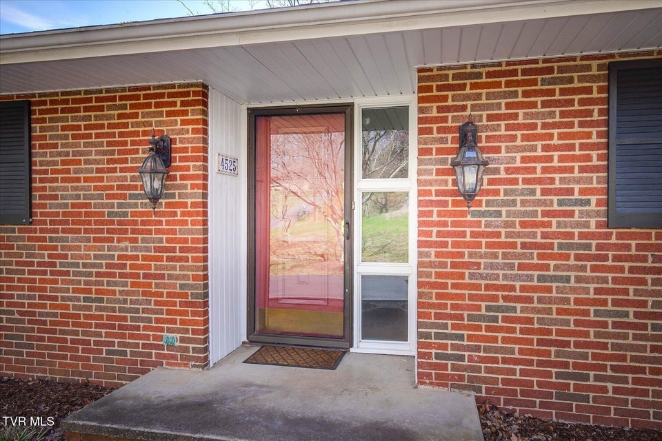 Photo #5: 4525 Chickasaw Road