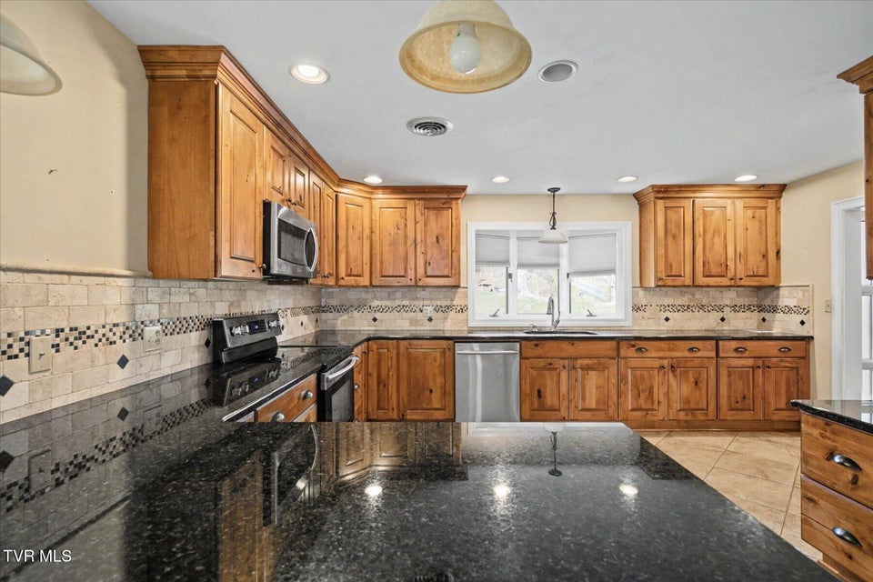 Photo #10: 4525 Chickasaw Road