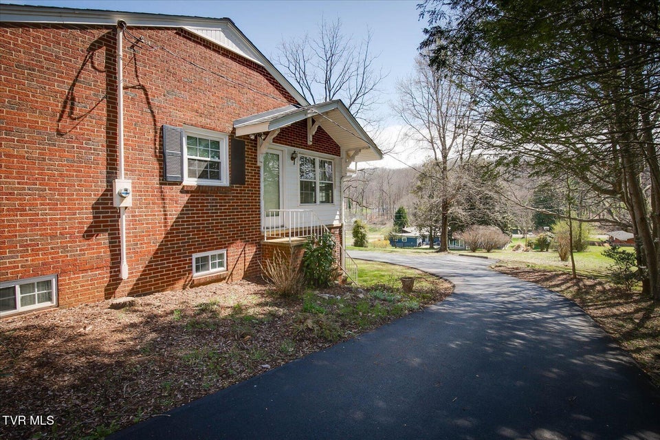 Photo #46: 4525 Chickasaw Road