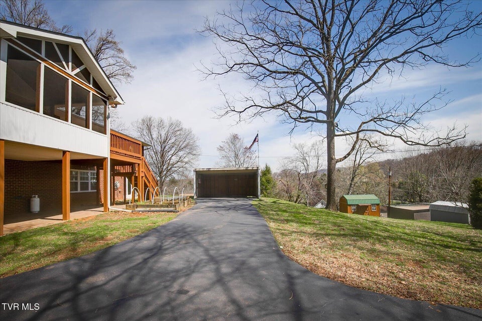 Photo #47: 4525 Chickasaw Road