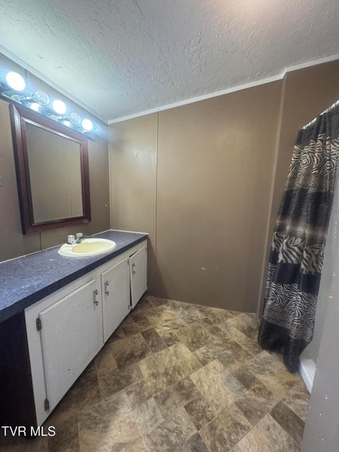 Photo #12: 1013 Siam Road