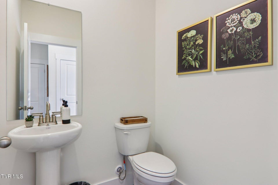 Photo #24: 15 Morsel Court 