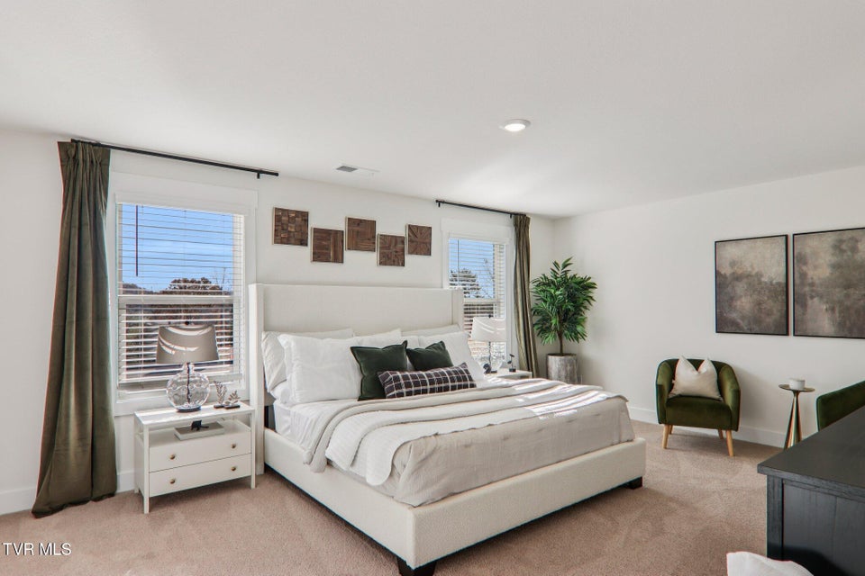 Photo #26: 15 Morsel Court 