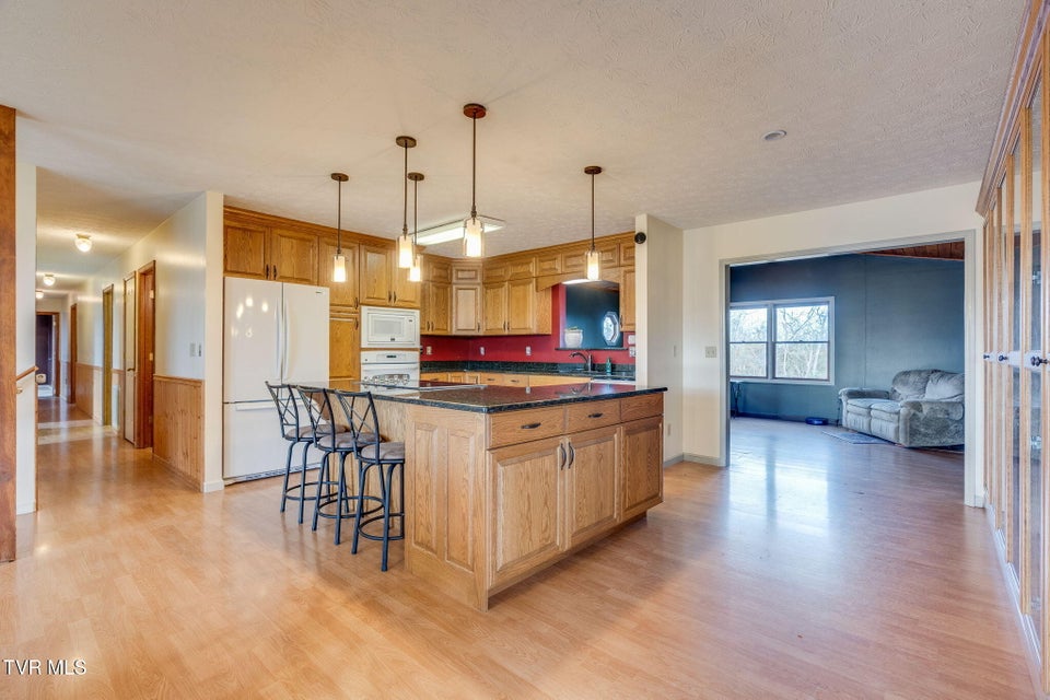 Photo #9: 6181 Poplar Springs Road