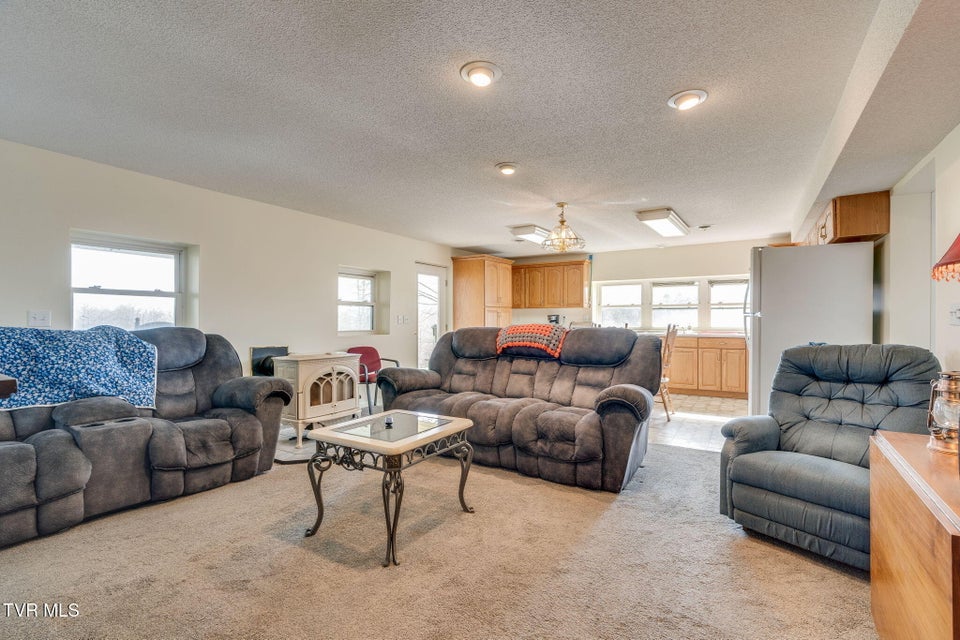 Photo #33: 6181 Poplar Springs Road