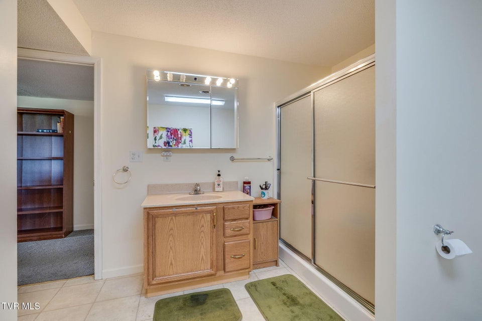 Photo #37: 6181 Poplar Springs Road