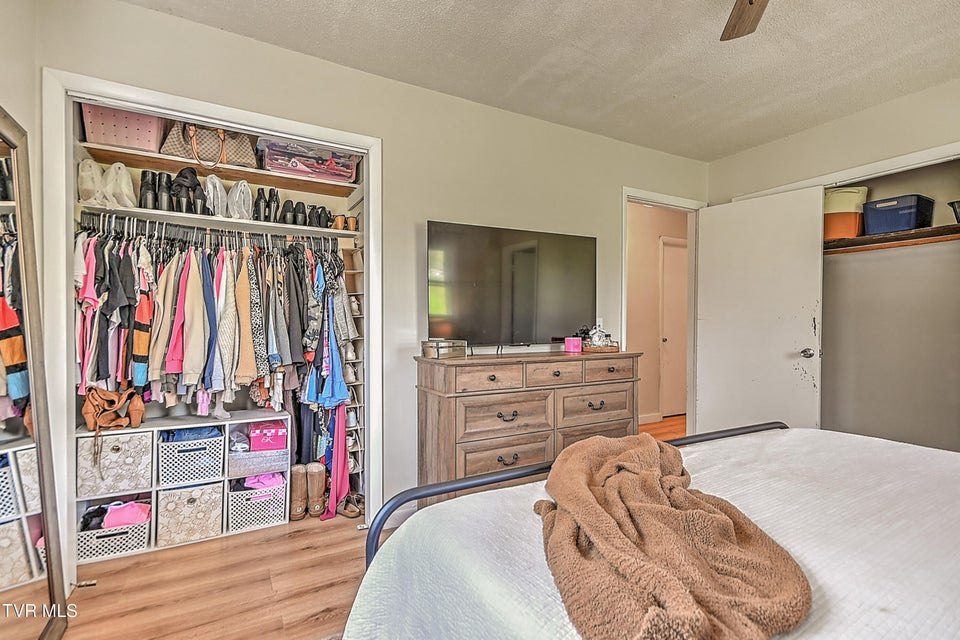 Photo #24: 310 Minton Hollow Road