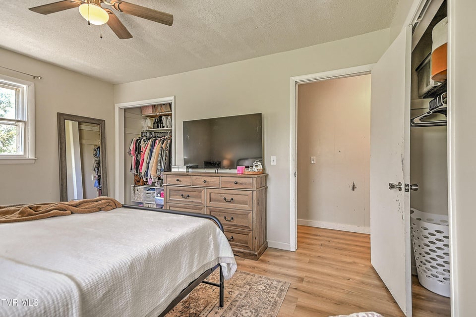 Photo #25: 310 Minton Hollow Road