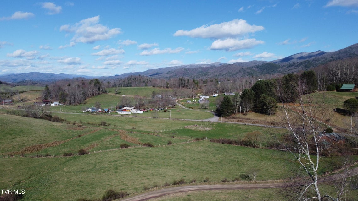 Photo #62: 958 Avery Branch Road