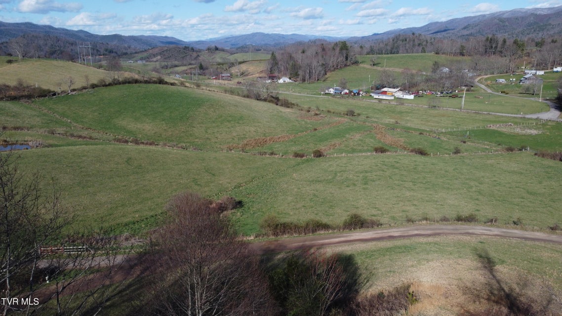 Photo #64: 958 Avery Branch Road