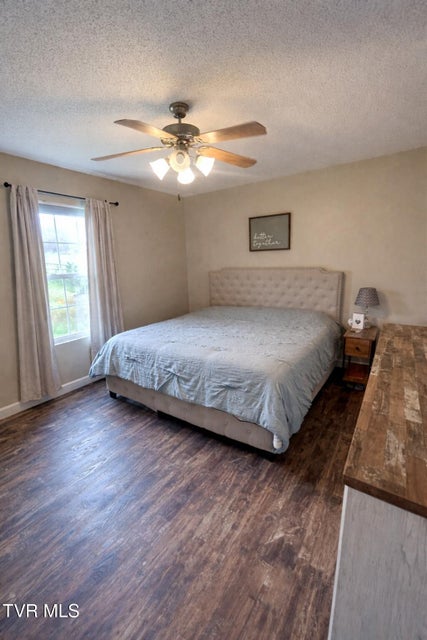 Photo #9: 408 Fondulac Drive