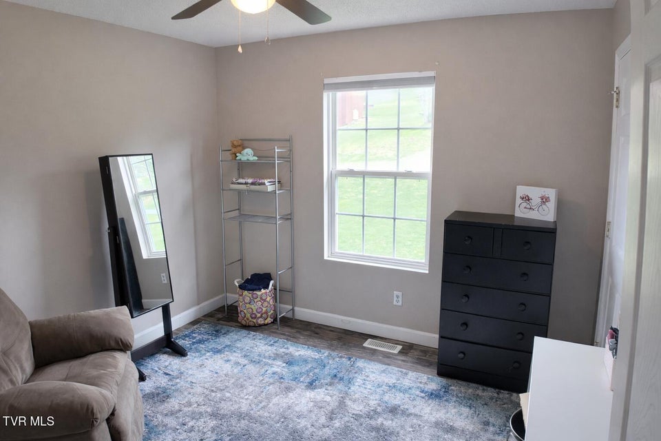 Photo #15: 408 Fondulac Drive