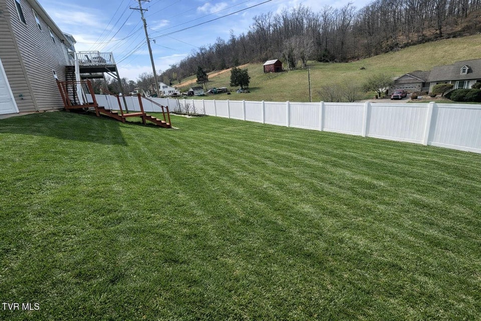 Photo #25: 408 Fondulac Drive