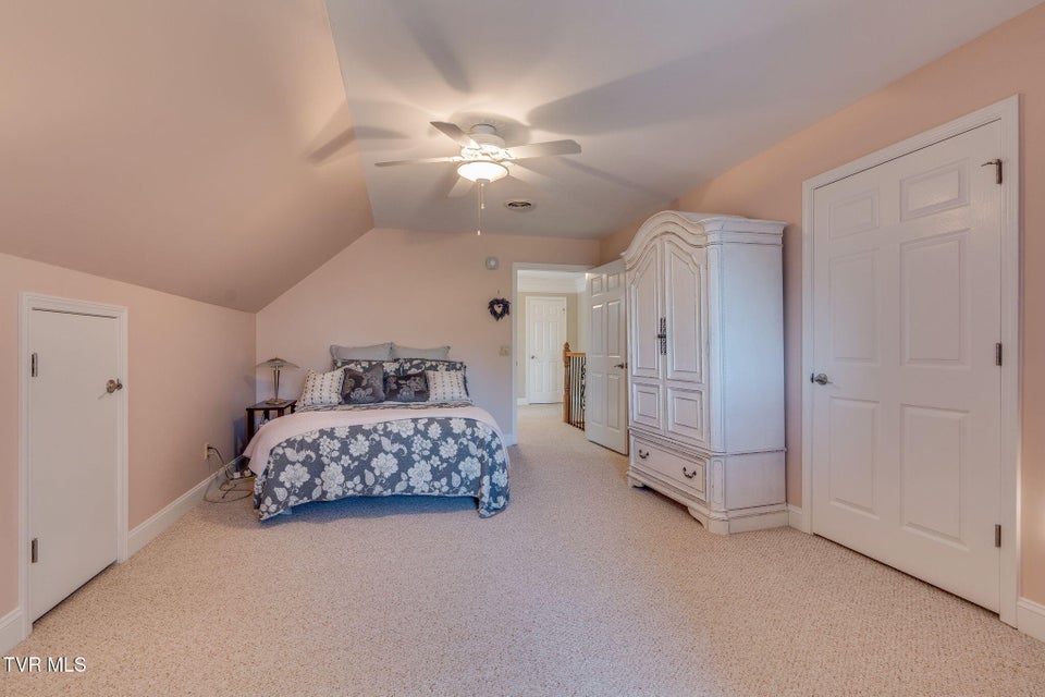 Photo #34: 292 Alpine Trail