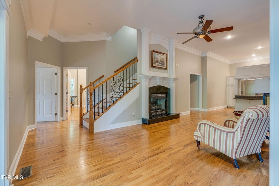 Photo #35: 292 Alpine Trail