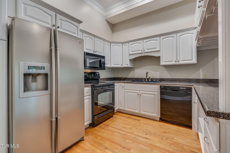 Photo #39: 292 Alpine Trail