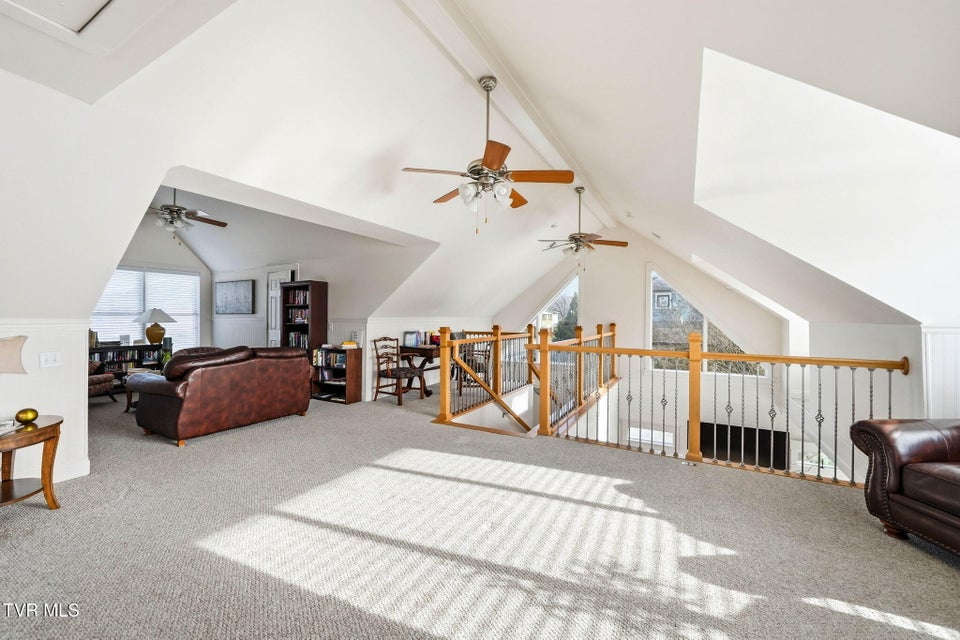 Photo #34: 168 Westshore Pointe 