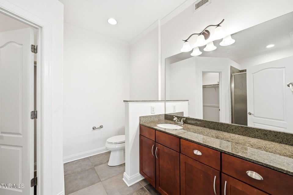 Photo #16: 168 Westshore Pointe 