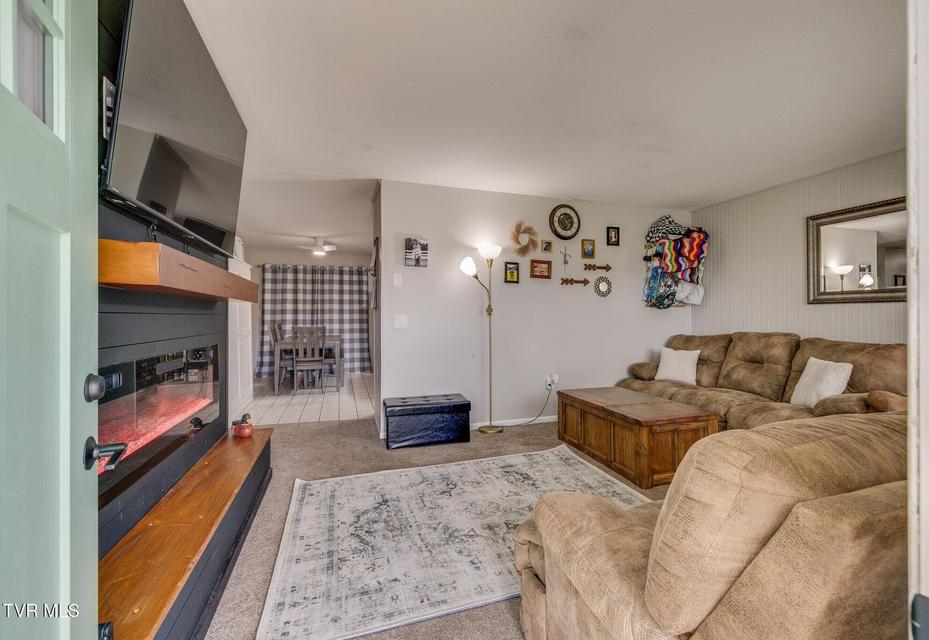 Photo #2: 1804 Sherwood Place