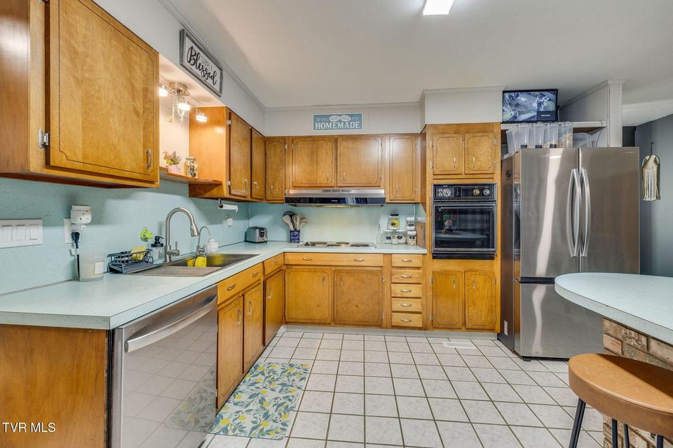 Photo #7: 1804 Sherwood Place
