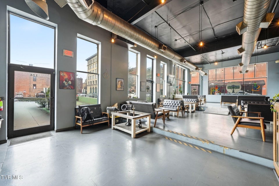 Photo #4: 124 Tipton Street