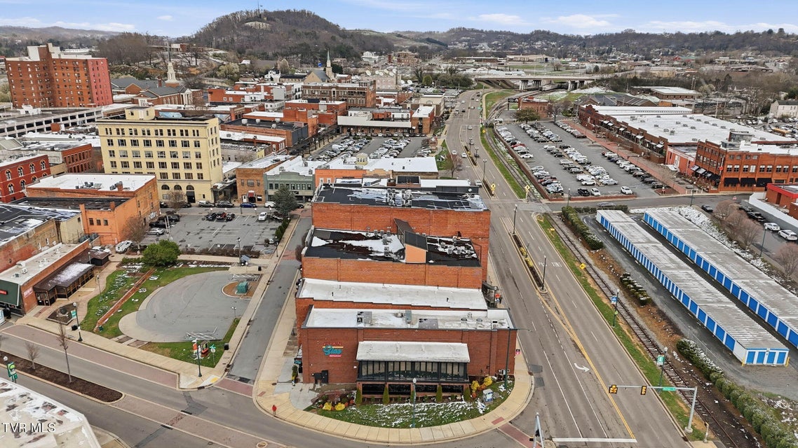 Photo #22: 124 Tipton Street