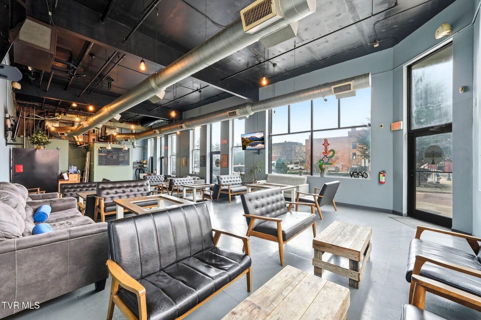 Photo #8: 124 Tipton Street